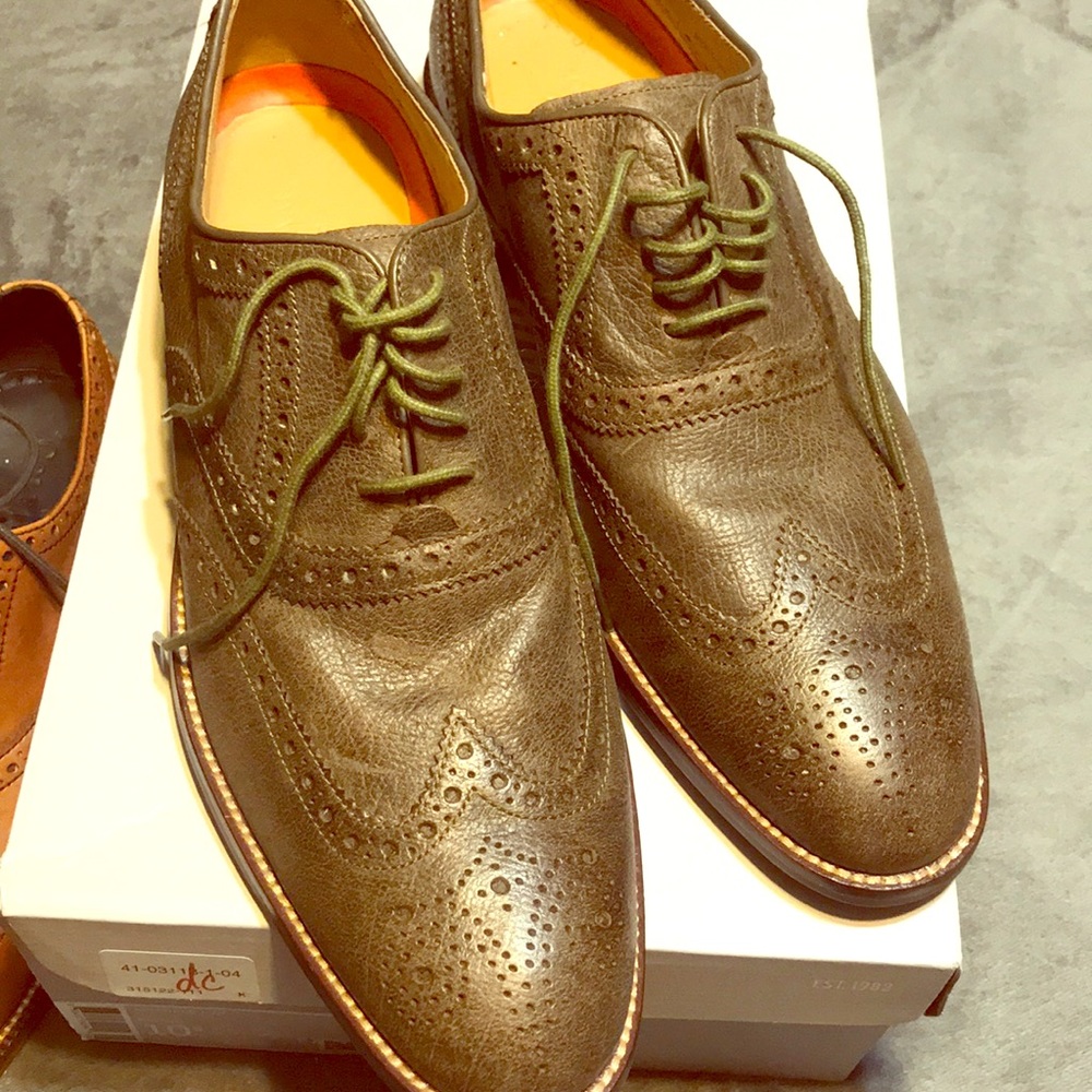 Men shoe Cole haan wig tip